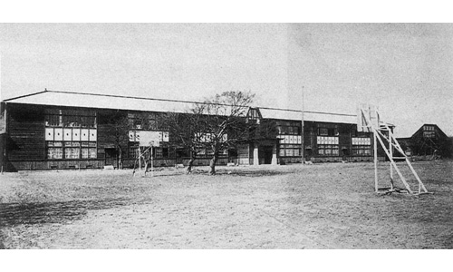 昭和2年（1927年）当時の校舎全景