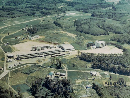 昭和42年（1967年）当時の千葉明徳学園全景