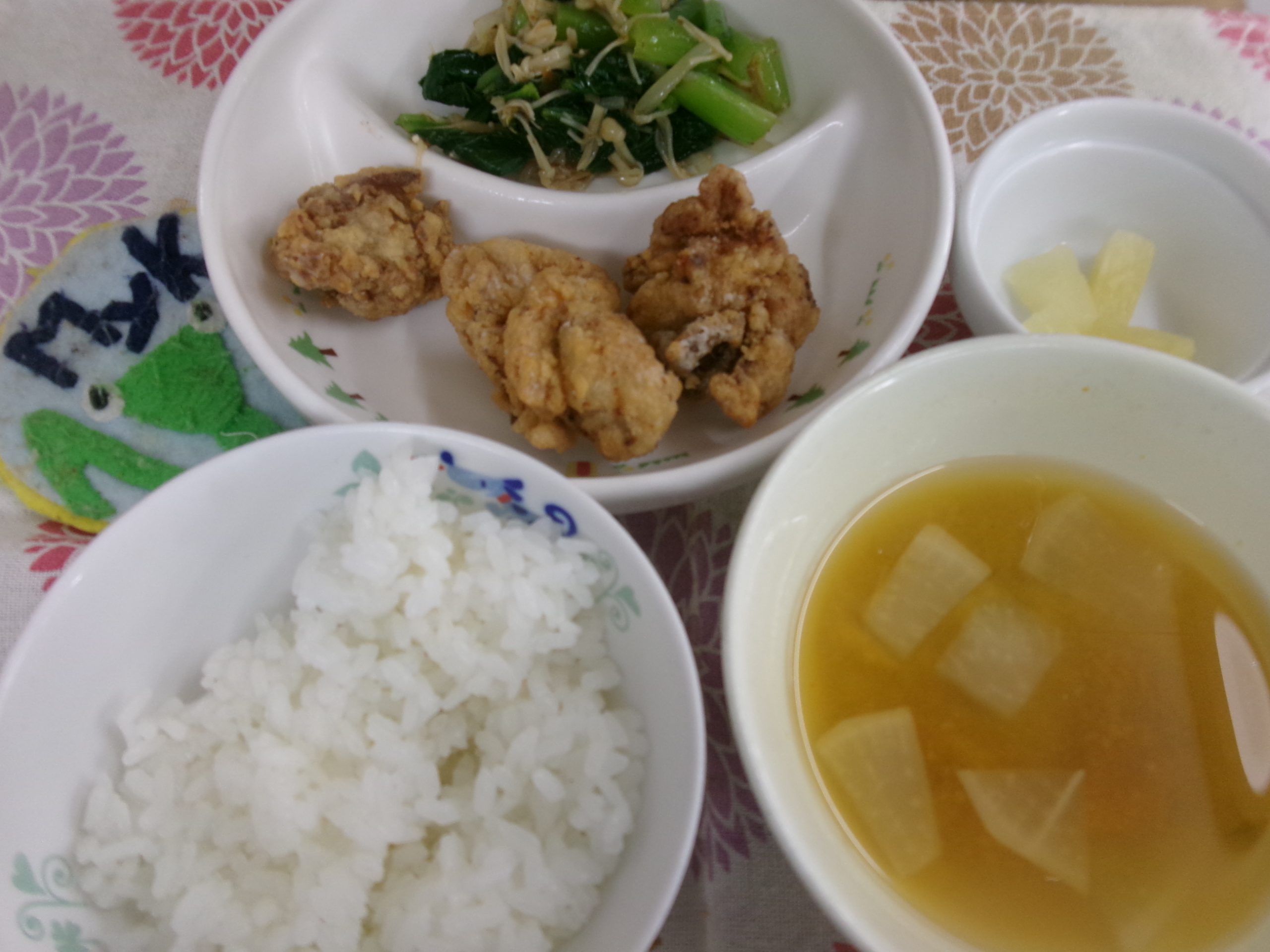 給食メニュー