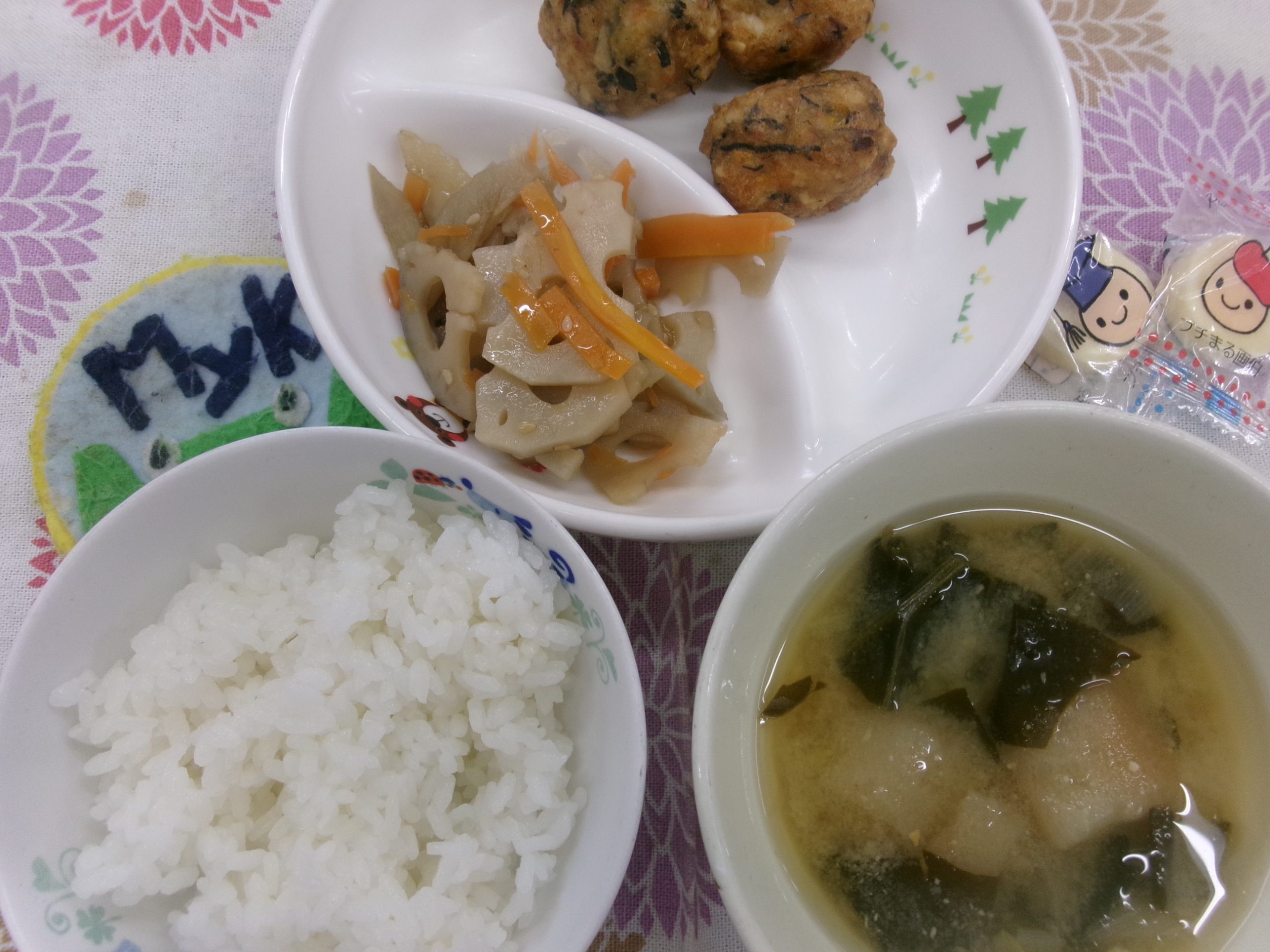 給食メニュー