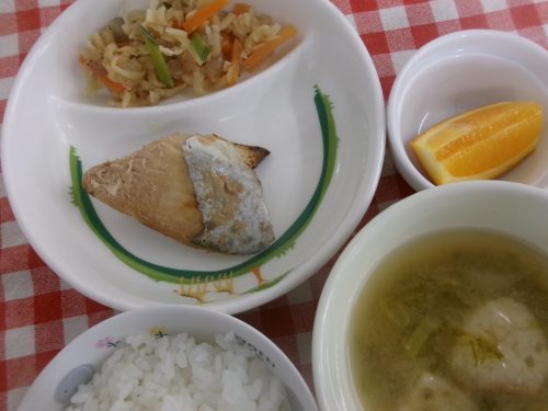 給食メニュー