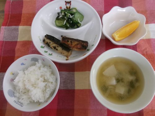 給食メニュー