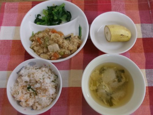 給食メニュー