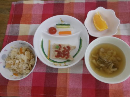 給食メニュー