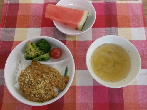 給食メニュー