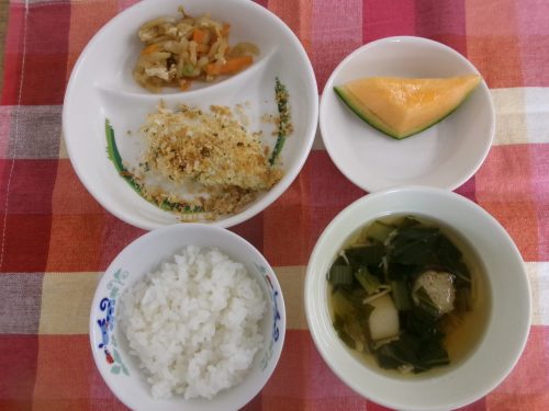 給食メニュー