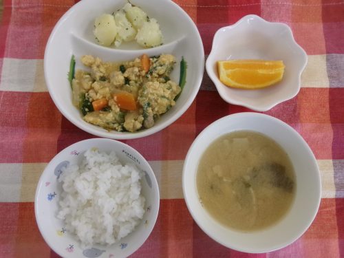 給食メニュー