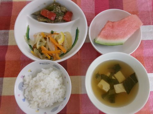 給食メニュー