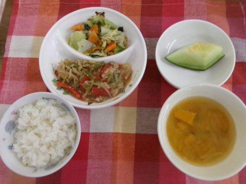 給食メニュー