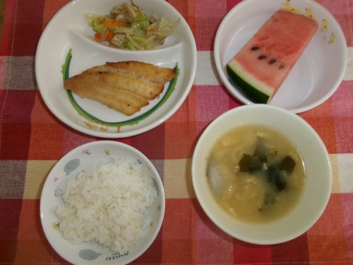 給食メニュー