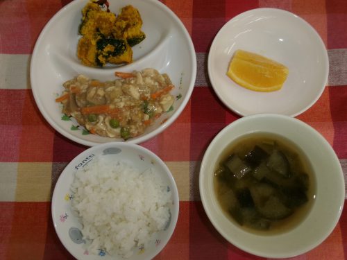 給食メニュー