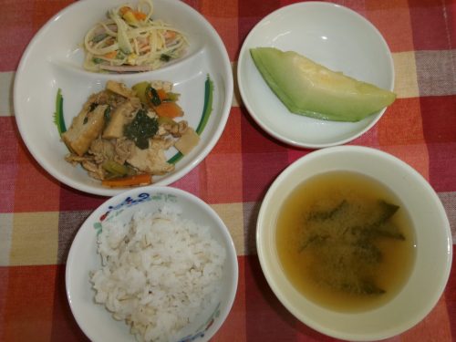 給食メニュー