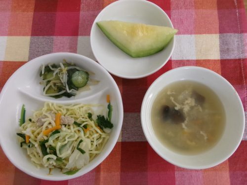 給食メニュー