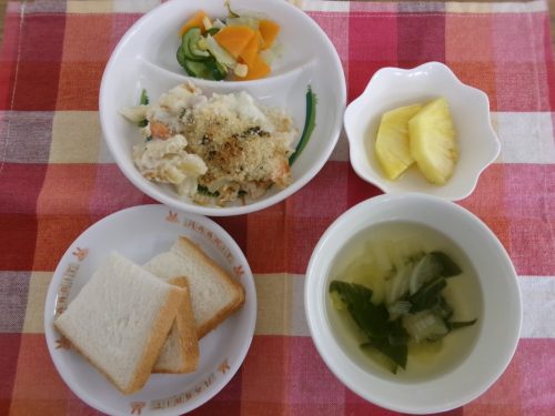給食メニュー