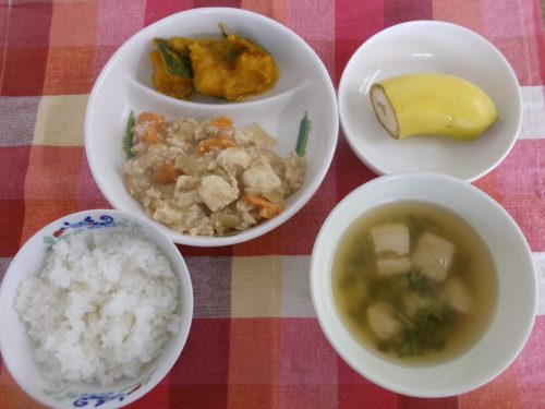 給食メニュー