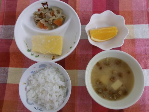 給食メニュー