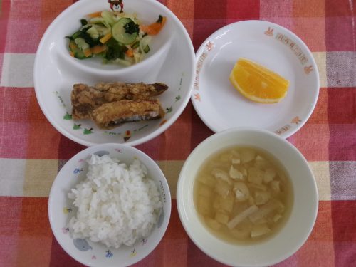給食メニュー