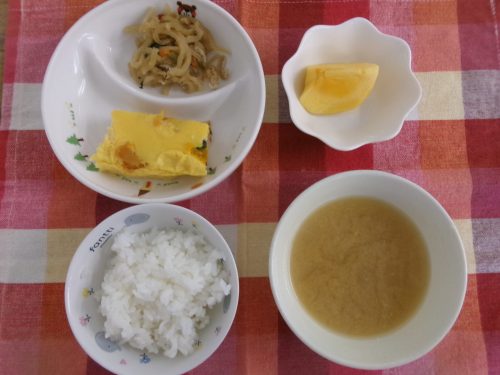 給食メニュー