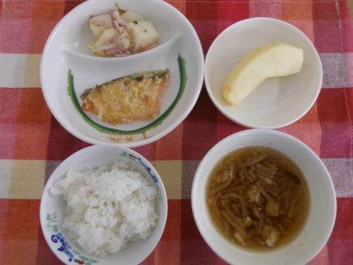給食メニュー