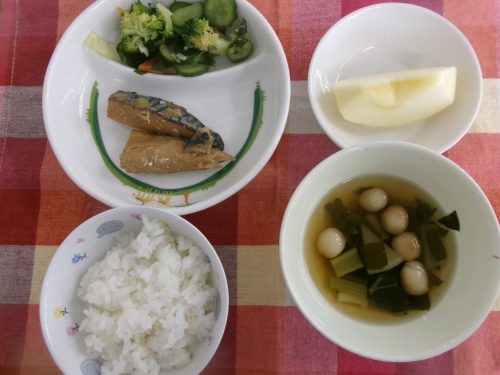 給食メニュー