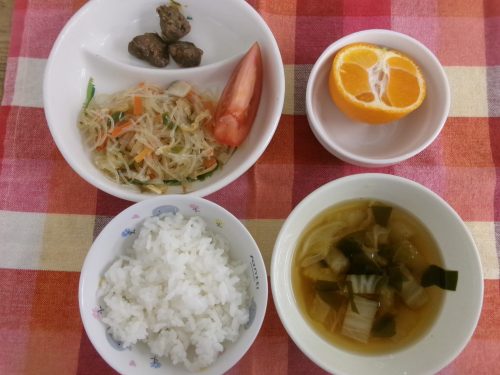 給食メニュー