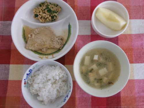給食メニュー