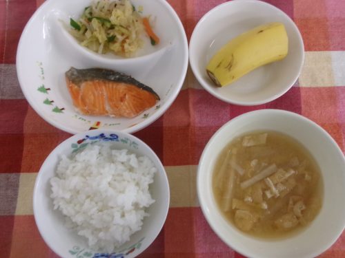 給食メニュー