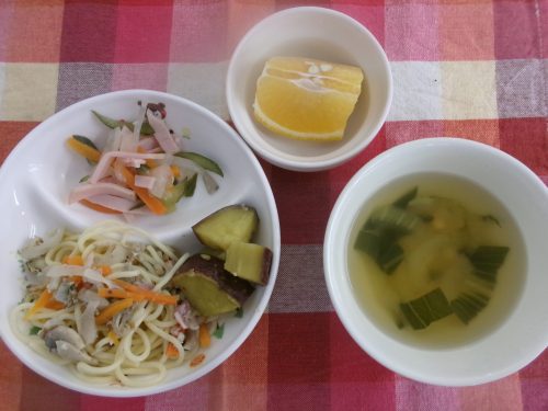 給食メニュー