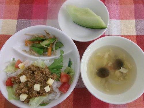 給食メニュー