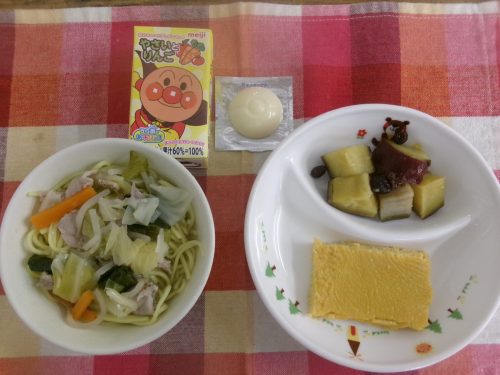 給食メニュー