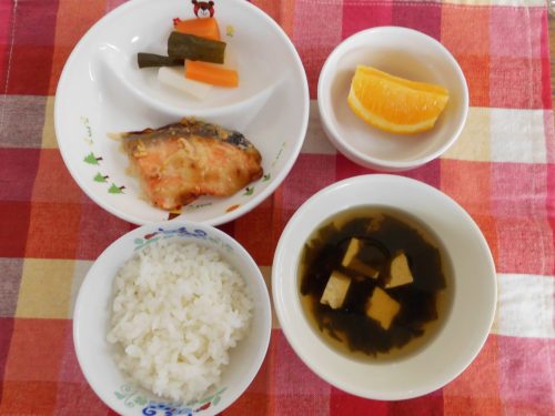 給食メニュー
