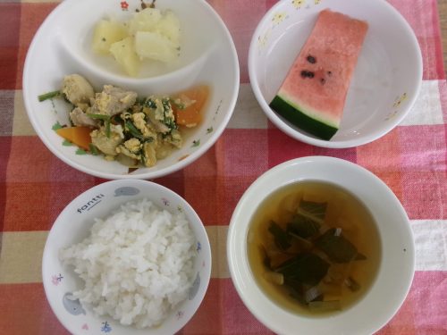 給食メニュー