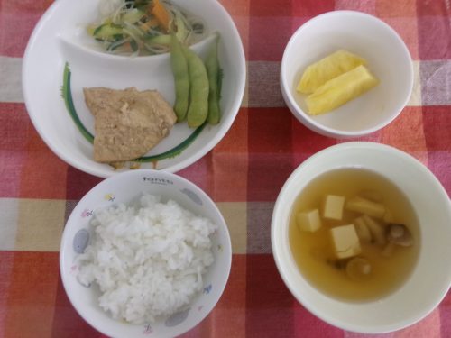 給食メニュー