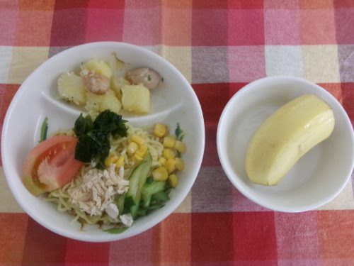 給食メニュー