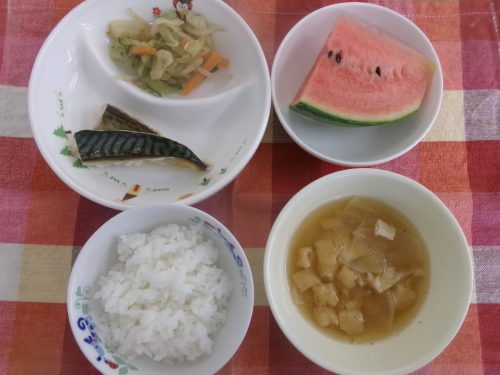 給食メニュー