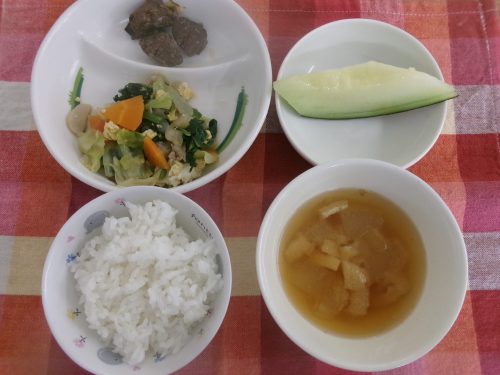 給食メニュー