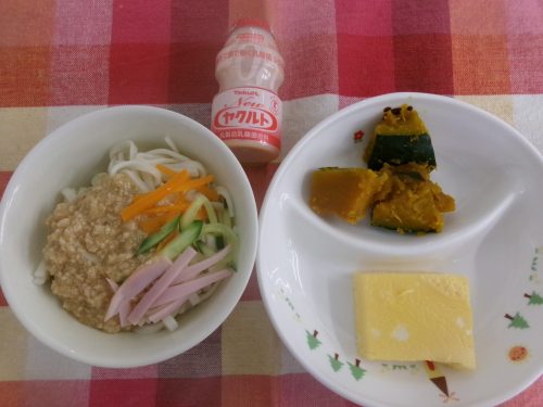 給食メニュー