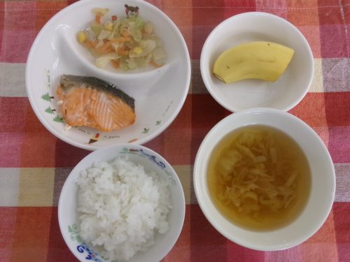 給食メニュー