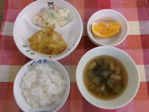 給食メニュー