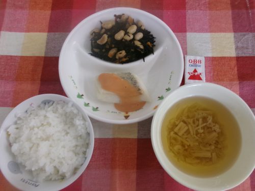 給食メニュー