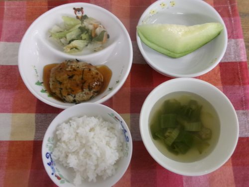 給食メニュー