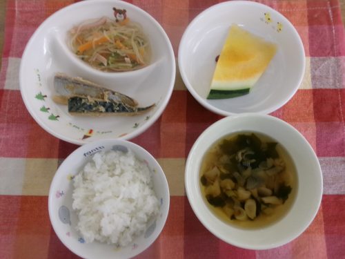 給食メニュー