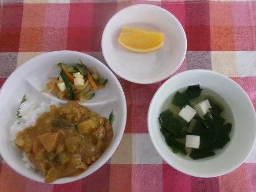 給食メニュー