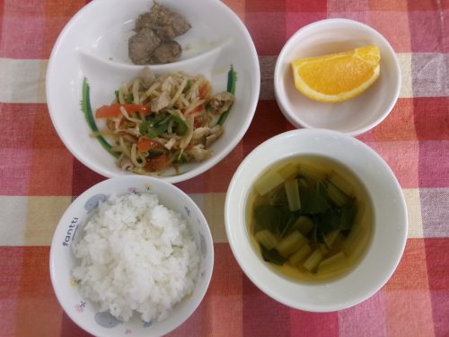 給食メニュー