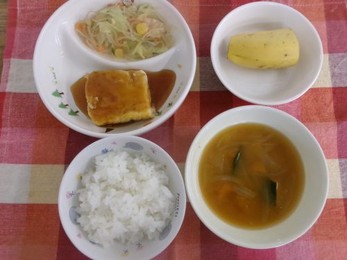 給食メニュー