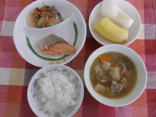 給食メニュー