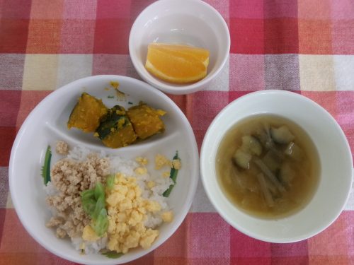 給食メニュー