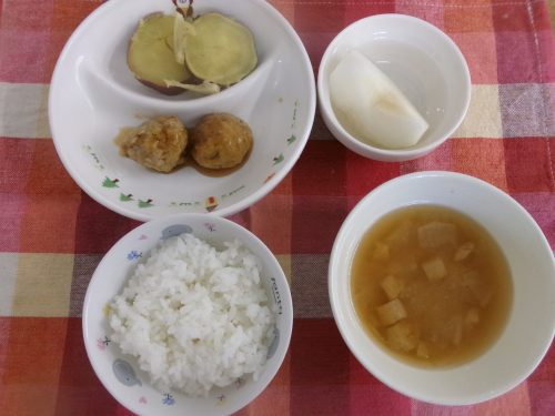 給食メニュー