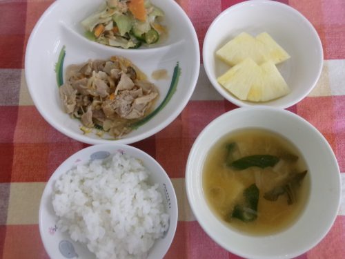 給食メニュー